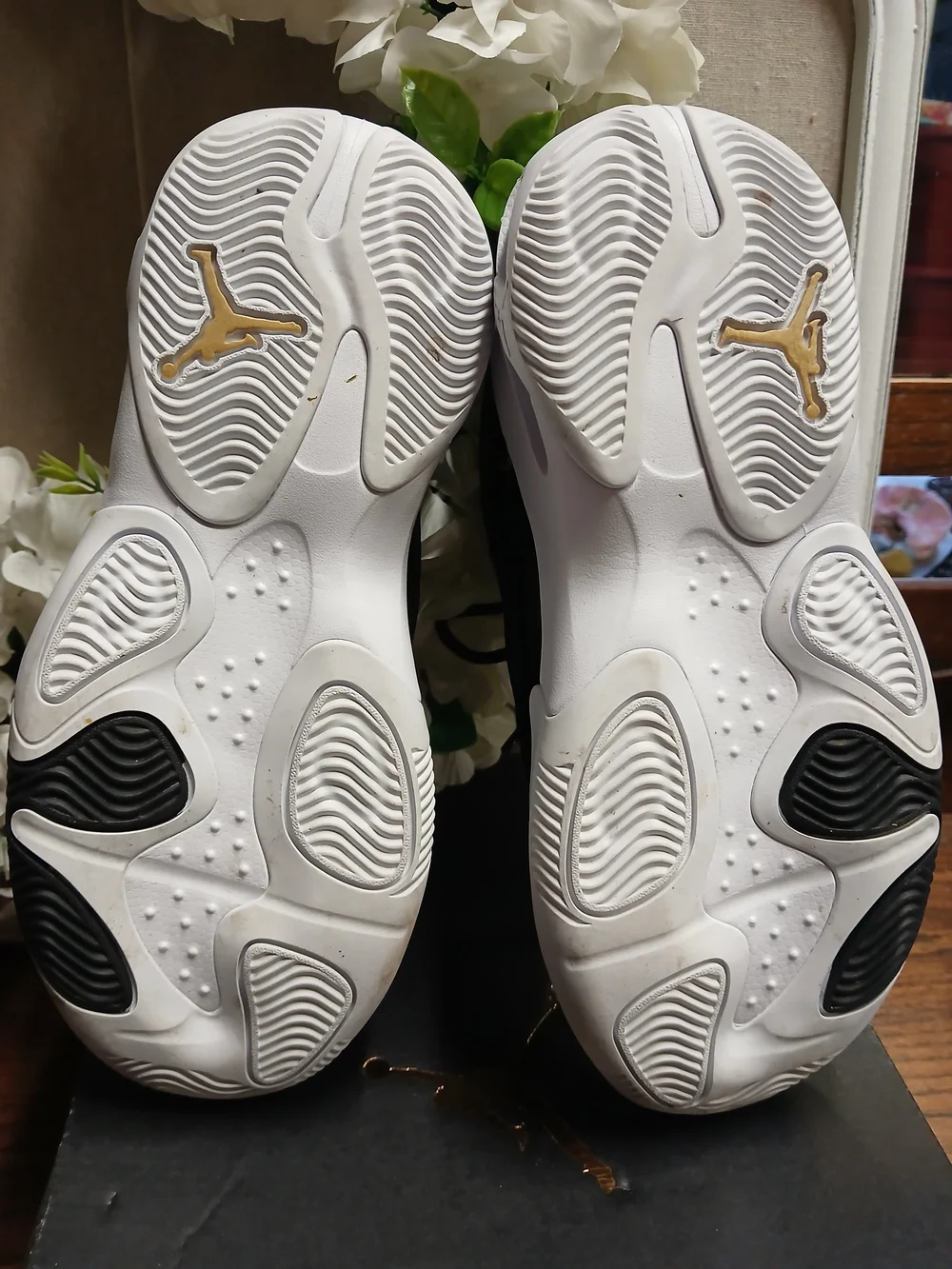 Kids Air Jordan Max Aura 4--In The 